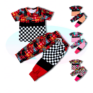 Set Sportivo OEM per Bambini in Fibra di Bambù, 2 Pezzi, T-shirt Morbida ed Elastica e Pantaloni con Stampa Auto da Corsa, Abbigliamento Sportivo per Ragazzi - Product Image 2