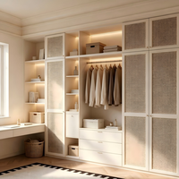Armoire en bois personnalisable verticale multicolore avec étagères ouvertes à LED et tiroirs de grande capacité