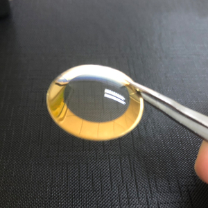 Petit verre de montre en saphir avec verre de montre en saphir bombé plaqué or - Product Image 1