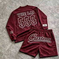 Ensemble 2 pièces pour homme, t-shirt noir à manches longues et col rond avec logo personnalisé et short en mesh, tenue décontractée légère et ample pour l'été