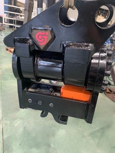 Thủy lực nghiêng Coupler cho máy xúc hoặc máy xúc 0-2t - Product Image 2