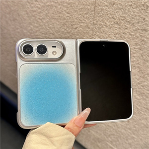 เคสโทรศัพท์มือถือแบบพับได้ รุ่น 2026 Bumper Glitter ผลิตจากเรซิ่น พร้อมแม่เหล็ก สำหรับ iPhone 18 Duo ลายเส้นสีรุ้ง  พร้อมกรอบแม่เหล็กปิดหน้าจอ ฝาหลังแบบใหม่ - Product Image 1