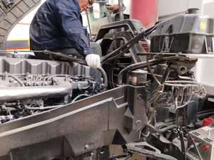 Camion à benne basculante d'occasion fabriqué au Japon Hino 700 500 Howo Shacman 6x4 8x4 Camion à benne basculante - Product Image 6