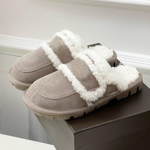 Chaussons d'intérieur et d'extérieur pour femme, en laine chaude, luxueux, automne-hiver, haute qualité, antidérapants, design tendance, broderie moelleuse - Product Image 4
