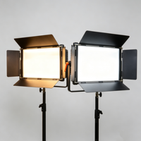 Luz LED Profesional de Estudio de 200W, CRI97, Temperatura de Color 3200K-5600K, Aleación de Aluminio, Voltaje Universal, Control DMX512 para Transmisión en Vivo