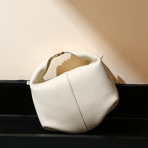 Bolsos De Hombro Custom all'ingrosso OEM Lady Vintage moda femminile Chic piccole borse a <span class=keywords><strong>tracolla</strong></span> da donna in vera pelle - Product Image 2
