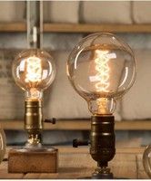 Ampoule à filament de tungstène rétro Edison ST64 - Lampe artistique pour la décoration de bars et de restaurants - Lampe à incandescence