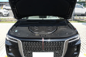 Hongqi H9 Luxury SUV New 2,0 T 252HP Limousine con 4 puertas 5 asientos Motor híbrido AWD de transmisión de doble embrague húmedo de 7 velocidades - Product Image 6