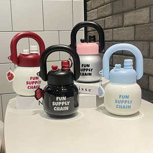 Venta al por mayor: Nuevo estilo, gran capacidad de 650 ml, linda taza doble portátil, regalo moderno, vasos de acero inoxidable de gran capacidad. - Product Image 1