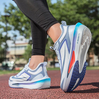 Chaussures de course légères à tige en mesh de haute qualité, à semelle souple et amortissante, avec plaque en carbone confortable