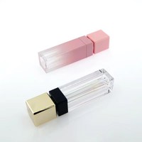 En stock – Tubes de brillant à lèvres carrés roses mignons de 8 ml en plastique, personnalisables, vides, avec pinceau en silicone, estampage à chaud