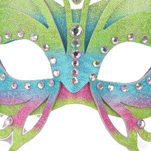 Pegatinas de ojos de mariposa con degradado de arcoíris y diamantes de imitación AB, ideales para diversos eventos de disfraces. - Product Image 3