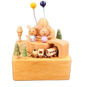 Hộp quà tặng ngày quốc tế thiếu nhi Merry-GO-Round quà tặng sáng tạo quà tặng sinh nhật hộp nhạc bằng gỗ