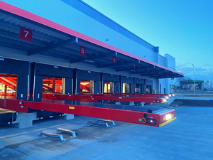 Truelinew yeni özel teleskopik kauçuk bant konveyör Motor ayarlanabilir paslanmaz çelik kamyon boşaltma üretim tesisi perakende - Product Image 4