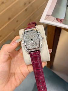 Montre de luxe pour femme, personnalisée, cadran serti de diamants, bracelet en cuir véritable, mouvement à quartz - Product Image 1