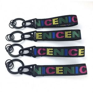 Porte-clés élégant de haute qualité avec mousqueton et crochet en forme d'olécrâne, cordon court personnalisé - Product Image 2