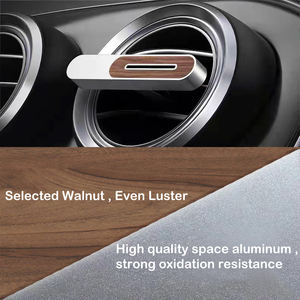 2022 New Car aromaterapia diffusore di olio essenziale deodorante per <span class=keywords><strong>auto</strong></span> <span class=keywords><strong>in</strong></span> <span class=keywords><strong>legno</strong></span> Logo personalizzato con confezione regalo nera per ufficio camera da letto - Product Image 5