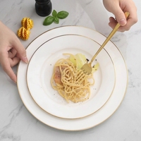 Assiette en porcelaine blanche élégante à bord doré, moderne, personnalisée, de luxe chinois, écologique, pour restaurant