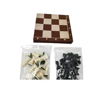 New Arrival Foldable Checkers With Chessboard Mini Plastic Chess Clock Set Game travel game