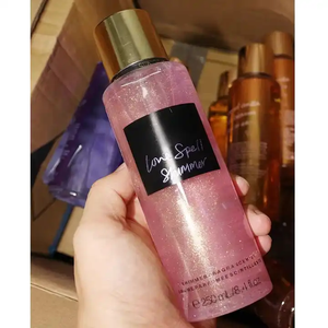 Desodorante en Aerosol Estilo Clásico Victoria Original, Perfume Auténtico en Botella de Vidrio, Fragancia Clásica - Product Image 5