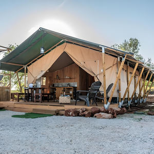 Tentes Safari à Toit en Dôme, Suite de Glamping de Luxe Extérieure avec Salle de Bain pour Retraite de Vacances - Product Image 1