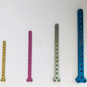 Qualité Assurée Implants Chirurgicaux Orthopédiques 2.0 2.4 2.7 3.5 LC <span class=keywords><strong>DCP</strong></span> D'implant Vétérinaire Plaque Osseuse - Product Image 3