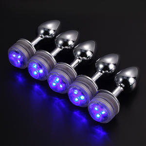 大人の大人のおもちゃを変えるマルチカラーアナルスチールプラグ女性ミニメタルライトアップLedアナルプラグリモート付き - Product Image 4