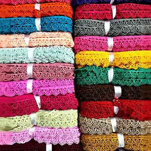 กระเป๋า รองเท้า เครื่องประดับแฟชั่น ลายปักดอกไม้สีสันสดใส ดีไซน์หรูหรา แบบดั้งเดิม เป็นมิตรกับสิ่งแวดล้อม ทันสมัย ทำจากผ้าโพลีเอสเตอร์ลูกไม้ - Product Image 1