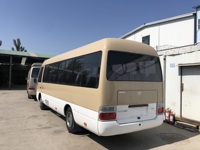 Buen estado LHD autobuses usados en venta autobús 30 plazas motor diesel Coaster bus