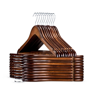 Cintres en bois naturel noir économiques pour vêtements, manteaux et pantalons, personnalisables avec logo, vente en gros - Product Image 1