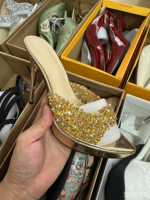 Nouvelles Tendances 2025 – Escarpins Femme à Bride en T, Talons Compensés Ornés de Cristaux – Chaussures Élégantes pour l'Été, les Fêtes, le Bureau et le Quotidien