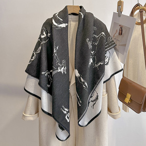 2025奢华时尚冬季方形马围巾女性时尚羊绒手感动物设计师品牌马术披肩 - Product Image 5