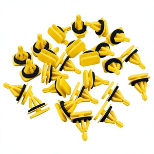 Attaches de fixation pour garniture d'aile arrière et d'ouverture de roue Chevrolet Cadillac 15864780 11569921 en plastique nylon POMPP - Product Image 1