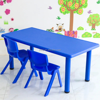 Juego de Mesa y Sillas Infantiles de Plástico Ecológico Moderno con Respaldo para Uso en Jardín de Niños y Escuela