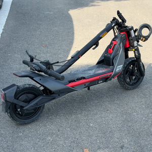 W ZT3 Pro Patinete Eléctrico Plegable Portátil de 1600W para Adultos - Product Image 1