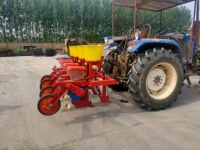 Semoir de maïs monté sur tracteur Semoir de maïs avec engrais Semoir de maïs