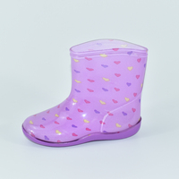 Bottes de pluie mi-mollet en PVC pour enfants, imprimé cœurs colorés, semelle rose, imperméables pour filles, 3 couleurs