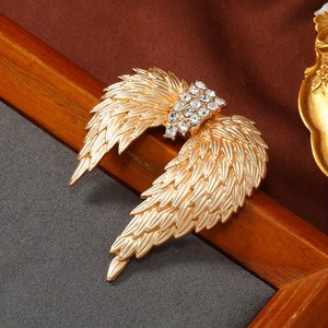 Broche Creativo y Sencillo con Pluma Dorada, <span class=keywords><strong>Pin</strong></span> Vintage de Alas de Ángel para Hombre y Mujer, Accesorio para Suéter - Product Image 3