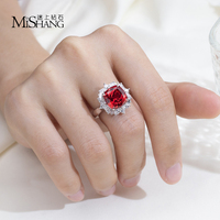 Personnalisé Platine 10x10mm Coussin Cut Lab Pigeon Blood Gemstone Ring pour Femmes Fine Jewelry Blanc DEF VVS Lab Diamond