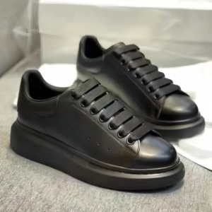 Chaussures pour hommes de haute qualité et luxueuses, au design tendance, respirantes et décontractées, chaussures de marche à semelle épaisse - Product Image 4