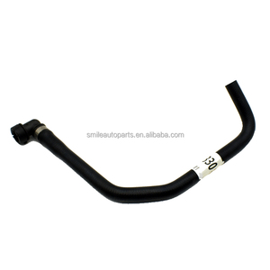 Tuyau de radiateur de pièces d'auto de sourire pour <span class=keywords><strong>Volvo</strong></span> <span class=keywords><strong>XC</strong></span>-<span class=keywords><strong>90</strong></span> <span class=keywords><strong>2002</strong></span>-2006 nouvelle condition tuyau de liquide de refroidissement pompe à eau en caoutchouc 30745315 30745330 30745332 - Product Image 1