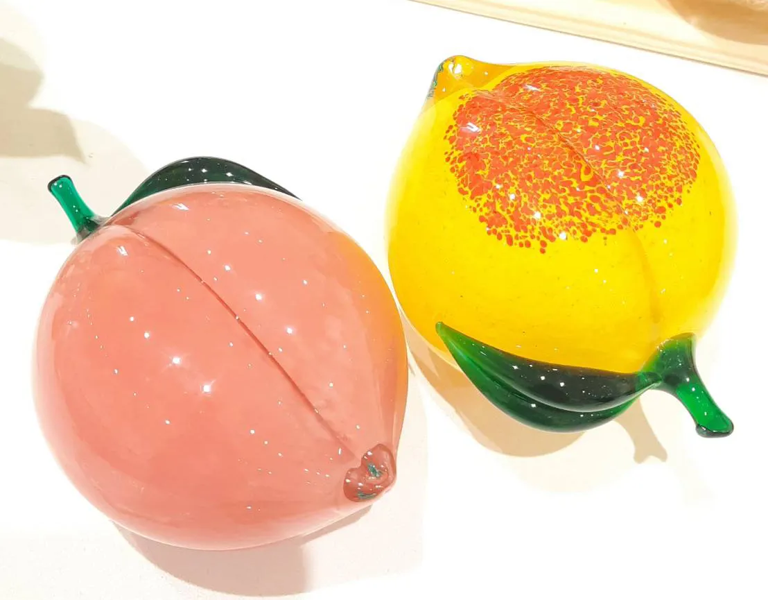 Decoration Murano Sculpture Hand Blown Art Paperweight Glass Fruit