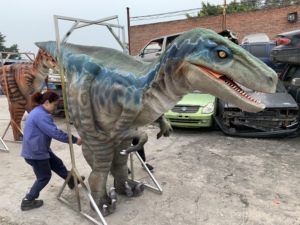 <span class=keywords><strong>Disfraz</strong></span> de Dinosaurio Raptor Realista Hecho a Mano para Adultos, con Patas Ocultas, para Eventos y Fiestas - Product Image 1