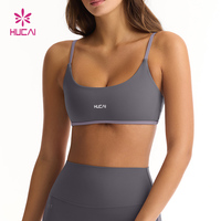Soutien-gorge de sport pour femme HUCAI, personnalisé, en nylon, décolleté en scoop, fines bretelles, couleur contrastée, dos ouvert, réglable, yoga, gym