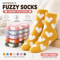 Chaussettes douces et moelleuses pour femmes, motif cœur, chaussettes chaudes d'hiver, chaussettes confortables en peluche pour la maison, couleurs personnalisées OEM