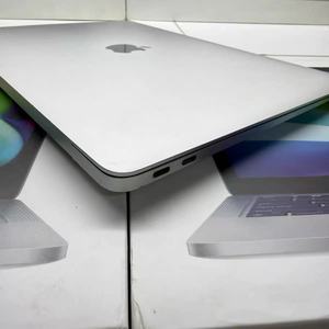 <span class=keywords><strong>MacBook</strong></span> <span class=keywords><strong>Air</strong></span> d'occasion de qualité supérieure A1932 <span class=keywords><strong>13</strong></span> <span class=keywords><strong>pouces</strong></span> 8 Go 256 Go Argent Ordinateur portable fin pour étudiants et bureau - Product Image 5