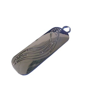 Etiqueta de equipaje de aleación de zinc niquelada brillante con logotipo de animal impreso en fundición a presión para bolsos y maletas - Product Image 5
