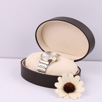 Boîte à montres portable haut de gamme personnalisée, écologique et faite à la main, avec gaufrage, pour le stockage de montres et la présentation de bijoux, orientée vers l'exportation