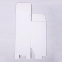 Petite boîte à cartes blanche personnalisée pour vernis à ongles, emballage en carton carré de couleur unie avec impression de gaufrage