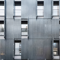 Tôle d'aluminium perforée antidérapante décorative pour panneaux de revêtement de sol de sécurité pour passerelles et ponts - Direct Usine